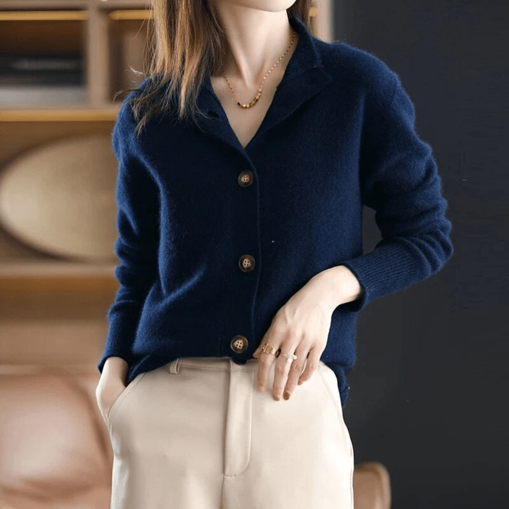 Anny | Ylellinen Kashmir-neulecardigan